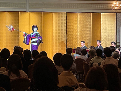 チャリティー特別公演