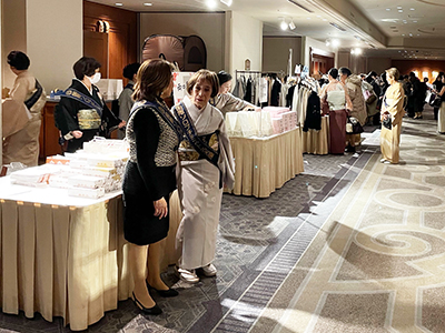 チャリティー特別公演