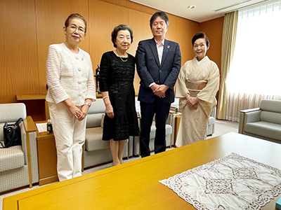 会長交代あいさつ